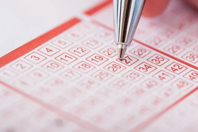 Zdjęcie O której wyniki lotto – poznaj godziny losowań i aktualności