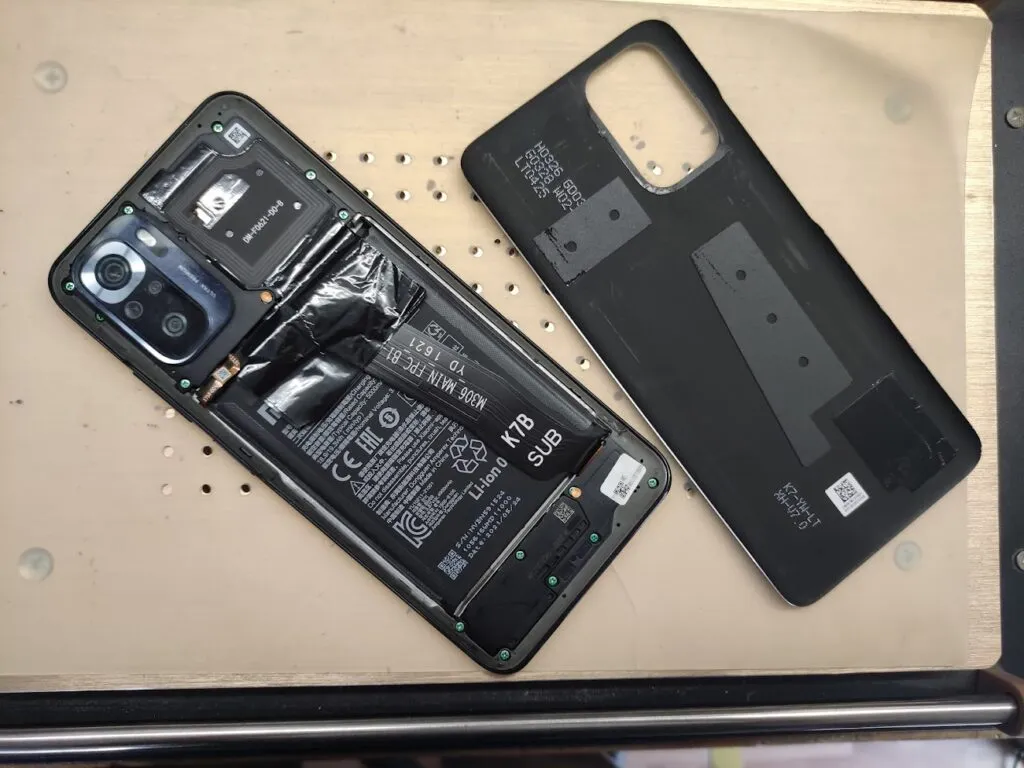 Zdjęcie Wyświetlacz w Xiaomi Redmi Note 8 - porady dotyczące naprawy