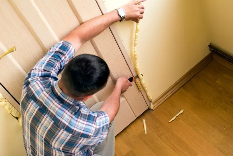 Zdjęcie Jak skutecznie ocieplić drzwi na strych i zmniejszyć straty ciepła – praktyczne porady