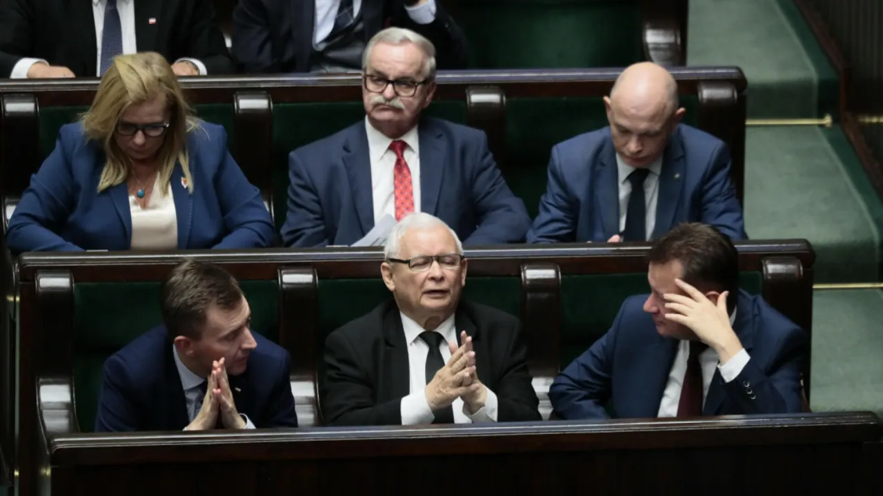 Zdjęcie Ile wynosi bezwzględna większość w sejmie i dlaczego jest tak ważna?
