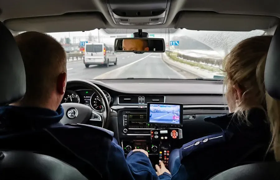 Zdjęcie Czy za przekroczenie prędkości na autostradzie można stracić prawo jazdy?