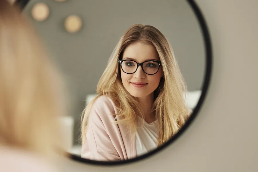 Zdjęcie Czy okulary zerówki psują wzrok? Odkryj prawdę o ich wpływie na oczy