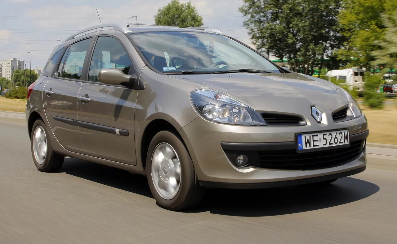 Zdjęcie Pojemność baku Renault Clio III 1.5 dCi – ile litrów naprawdę ma?