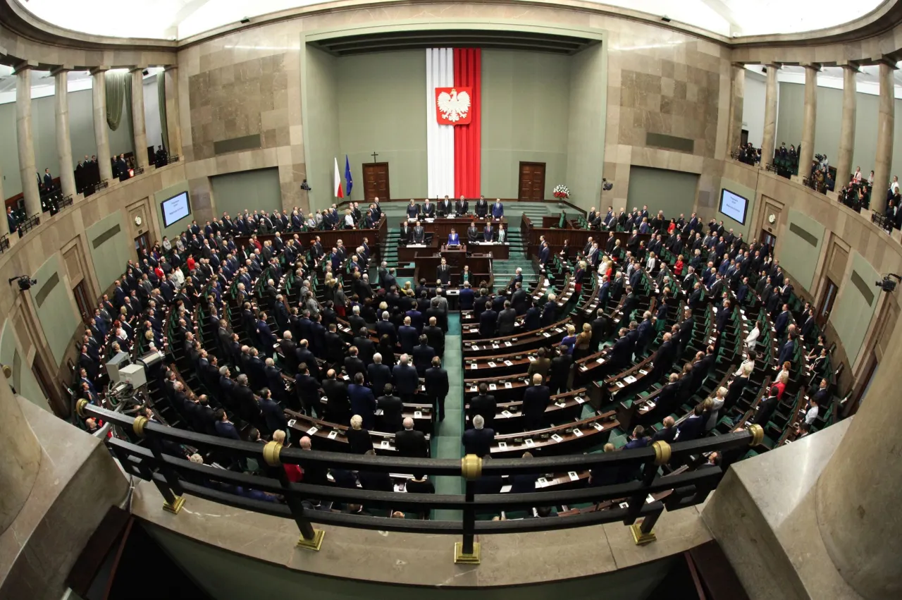 Zdjęcie Ile zarabia poseł? Zaskakujące fakty o wynagrodzeniach w Polsce