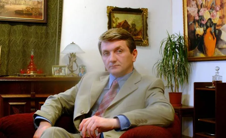 Zdjęcie Janusz Tracz aktor: Mroczna postać, która zaskoczyła Polskę