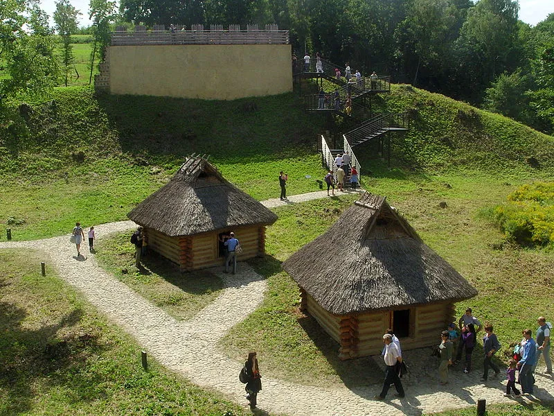 Zdjęcie Skansen Jasło: Odkryj fascynującą historię Karpackiej Troi