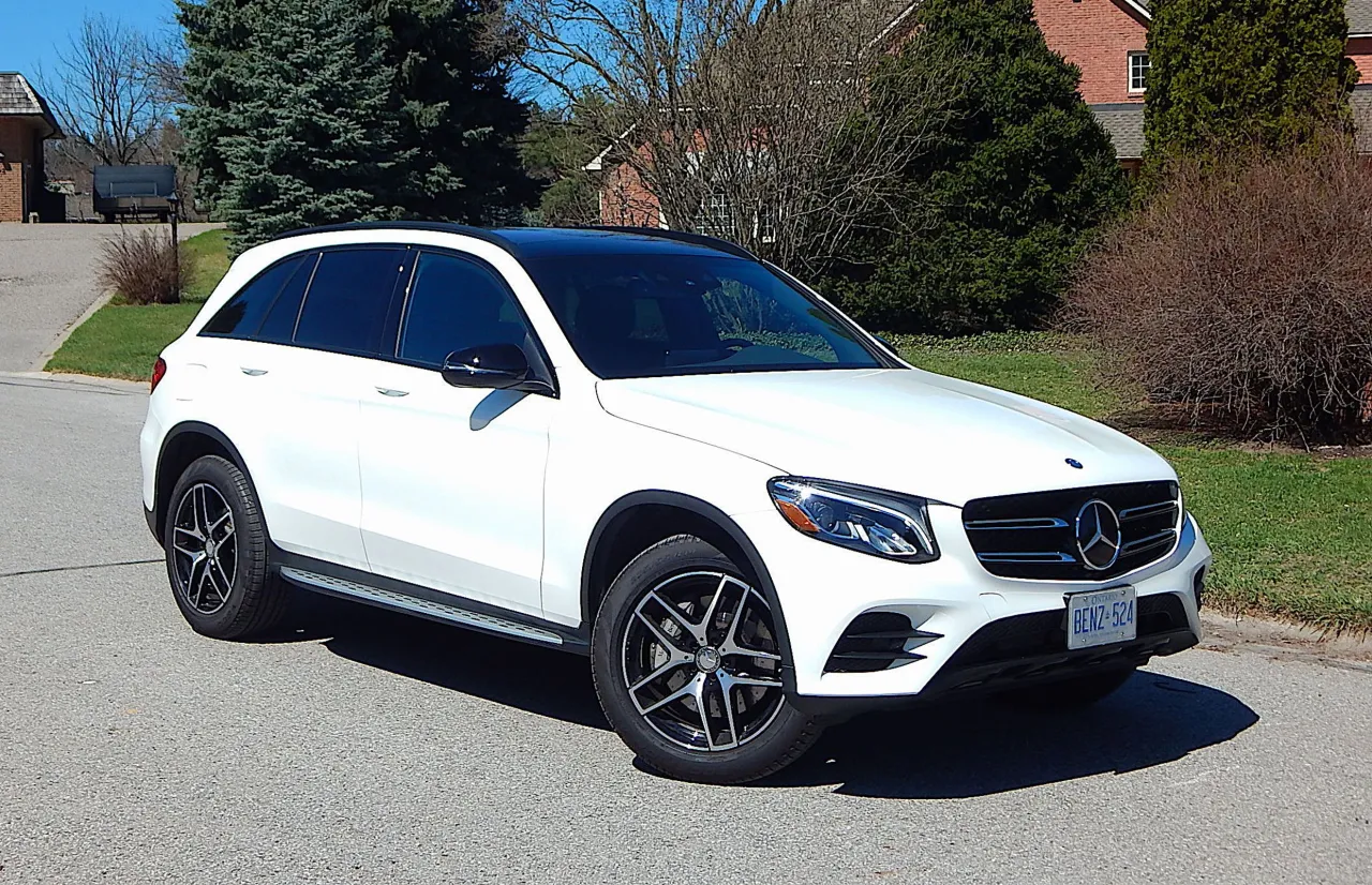 Zdjęcie Mercedes GLC 300 4MATIC - luksusowy SUV z wyjątkowymi cechami