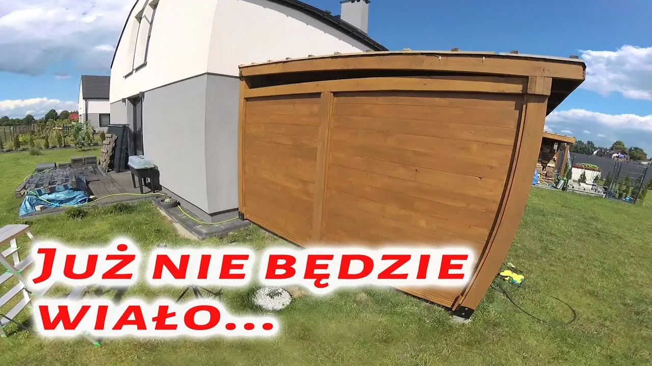 Zdjęcie Czym zabudować ściany wiaty? Najlepsze materiały i porady budowlane