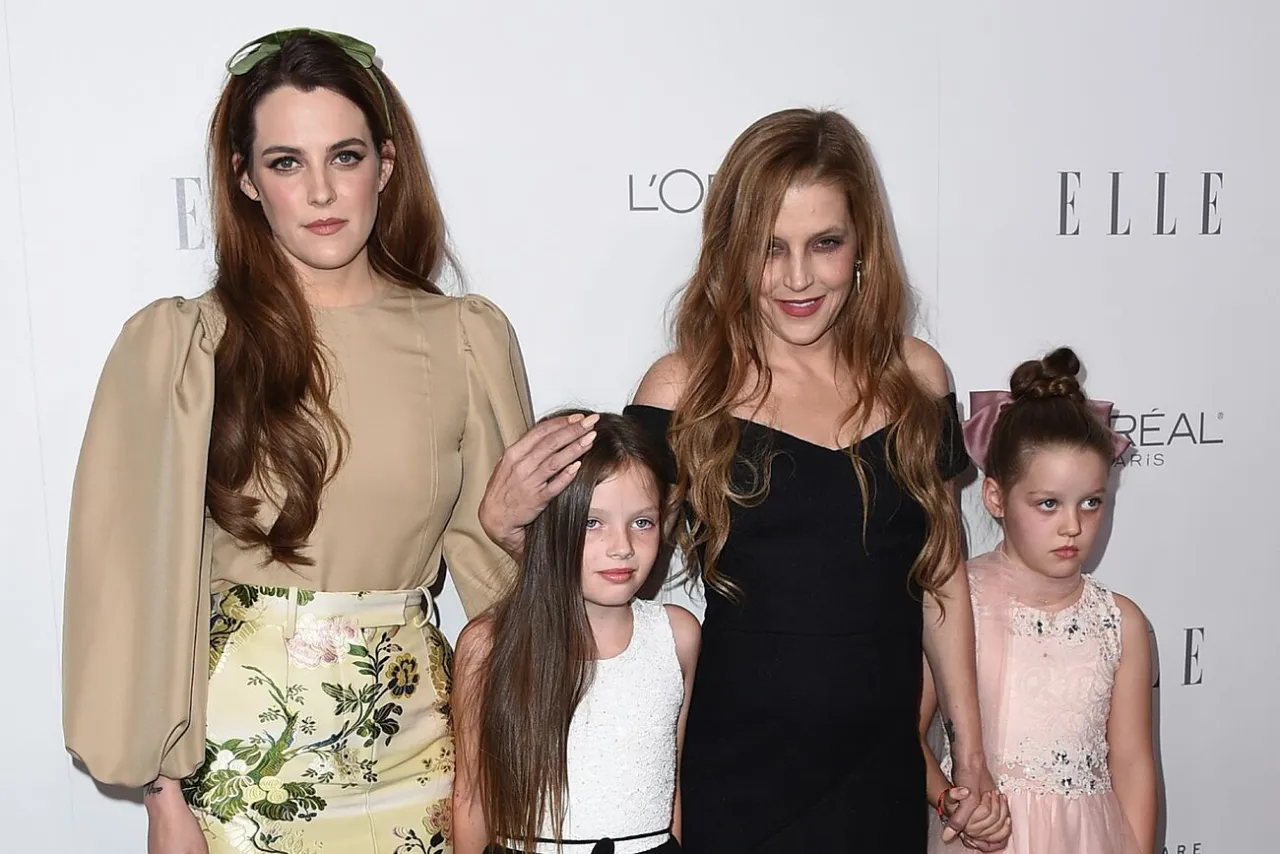 Zdjęcie Ile dzieci ma Lisa Marie Presley? Poznaj rodzinę córki Elvisa