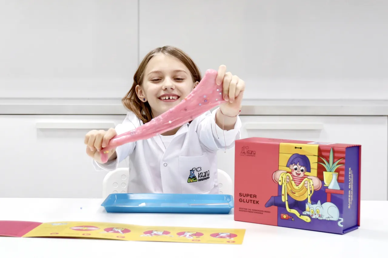 Zdjęcie Glutek zabawka - poznaj najlepsze rodzaje i ich zalety dla dzieci