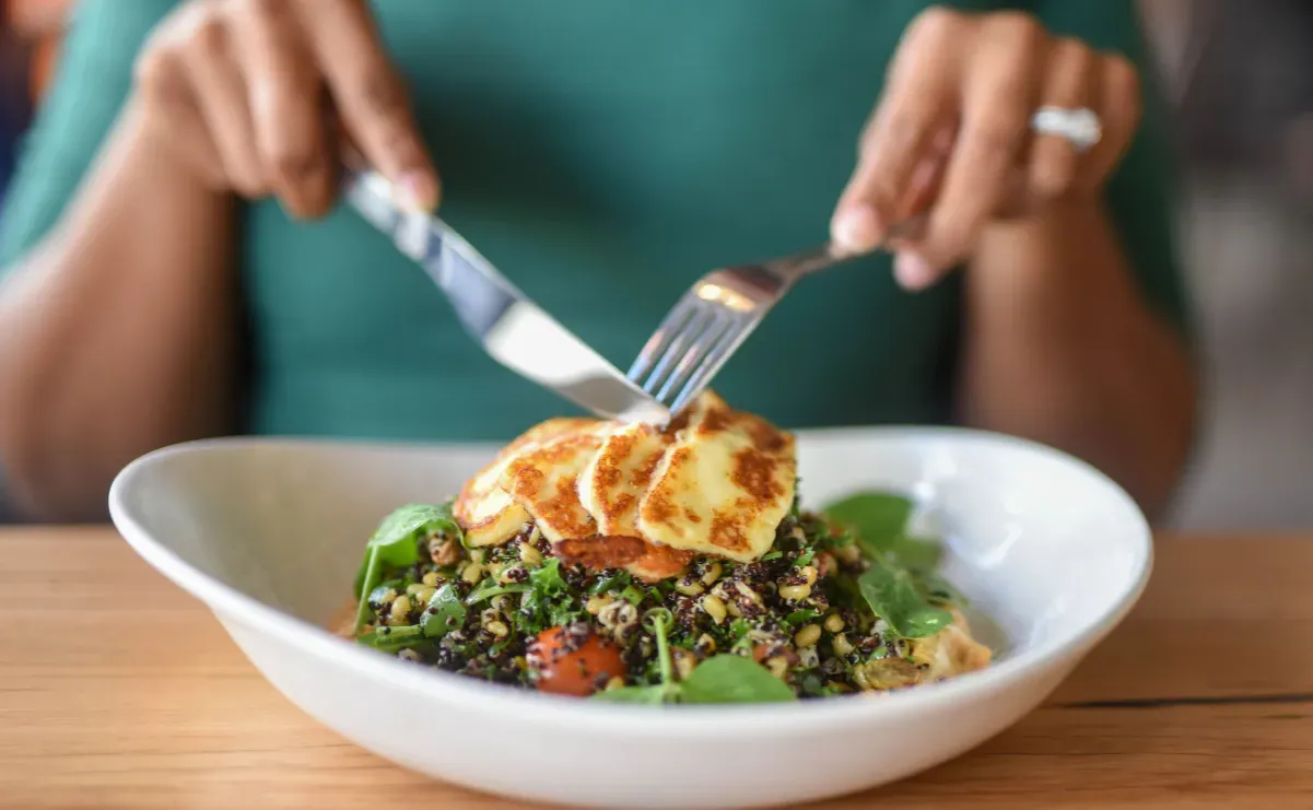 Zdjęcie Czy halloumi jest zdrowy? Odkryj korzyści i zagrożenia dla zdrowia