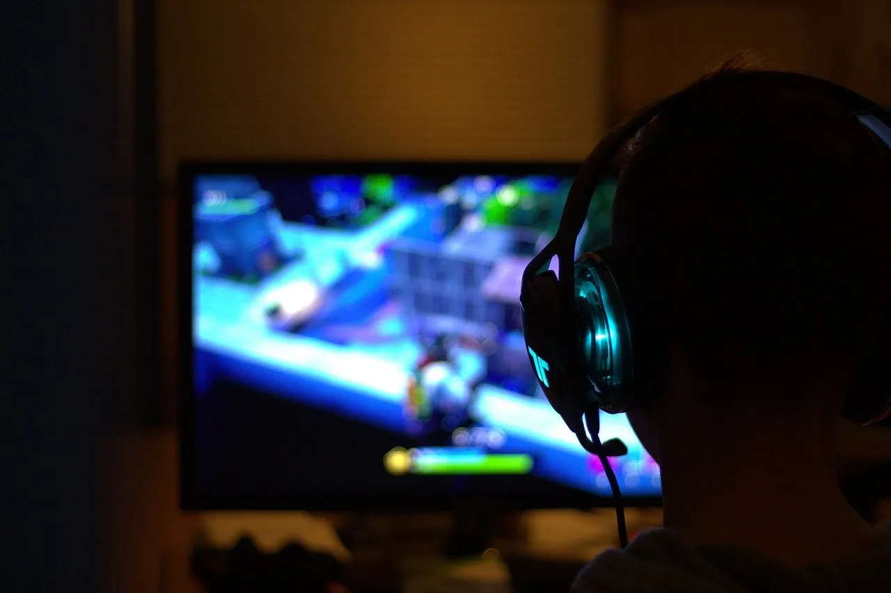 Zdjęcie E-sport kontra tradycyjne dyscypliny - rywalizacja w nowoczesnym świecie