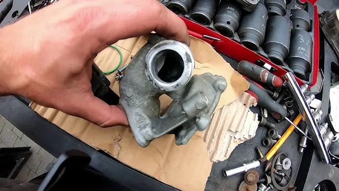 Zdjęcie Objawy uszkodzonego zaworu EGR w Ford Focus 1.6 TDCi - Na co uważać