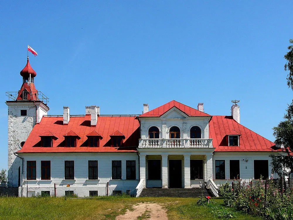 Zdjęcie Pałac w Czumowie: Fascynująca historia i tajemnice architektury