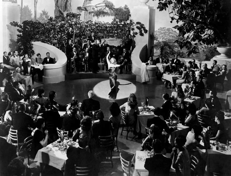 Zdjęcie Jazz w filmach noir: jak muzyka buduje mroczny klimat?
