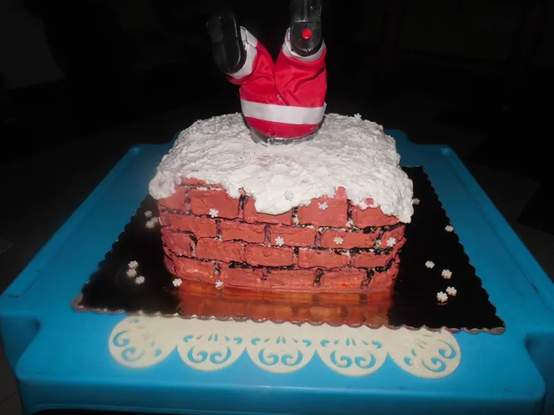 Zdjęcie Jak zrobić tortownicę z kominem i uniknąć problemów z pieczeniem