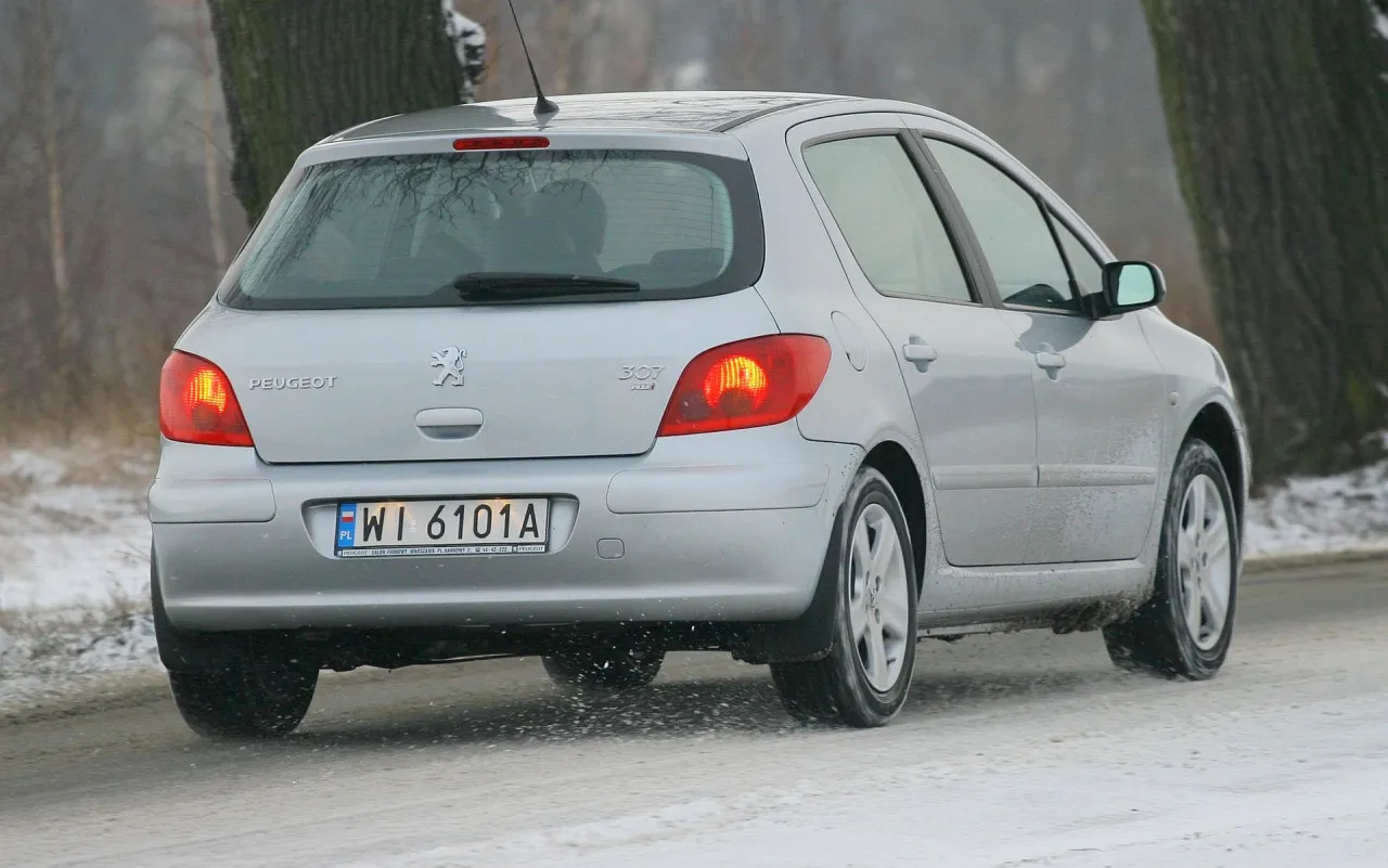 Zdjęcie Opinie o Peugeot 307 - Jakie są wersje, silniki i recenzje użytkowników?