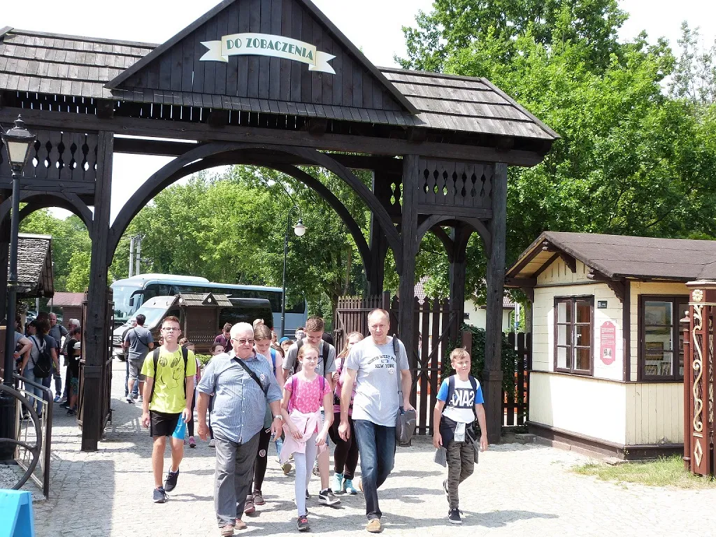 Zdjęcie Skansen Rzeki Pilicy - odkryj fascynującą historię i wyjątkowe eksponaty