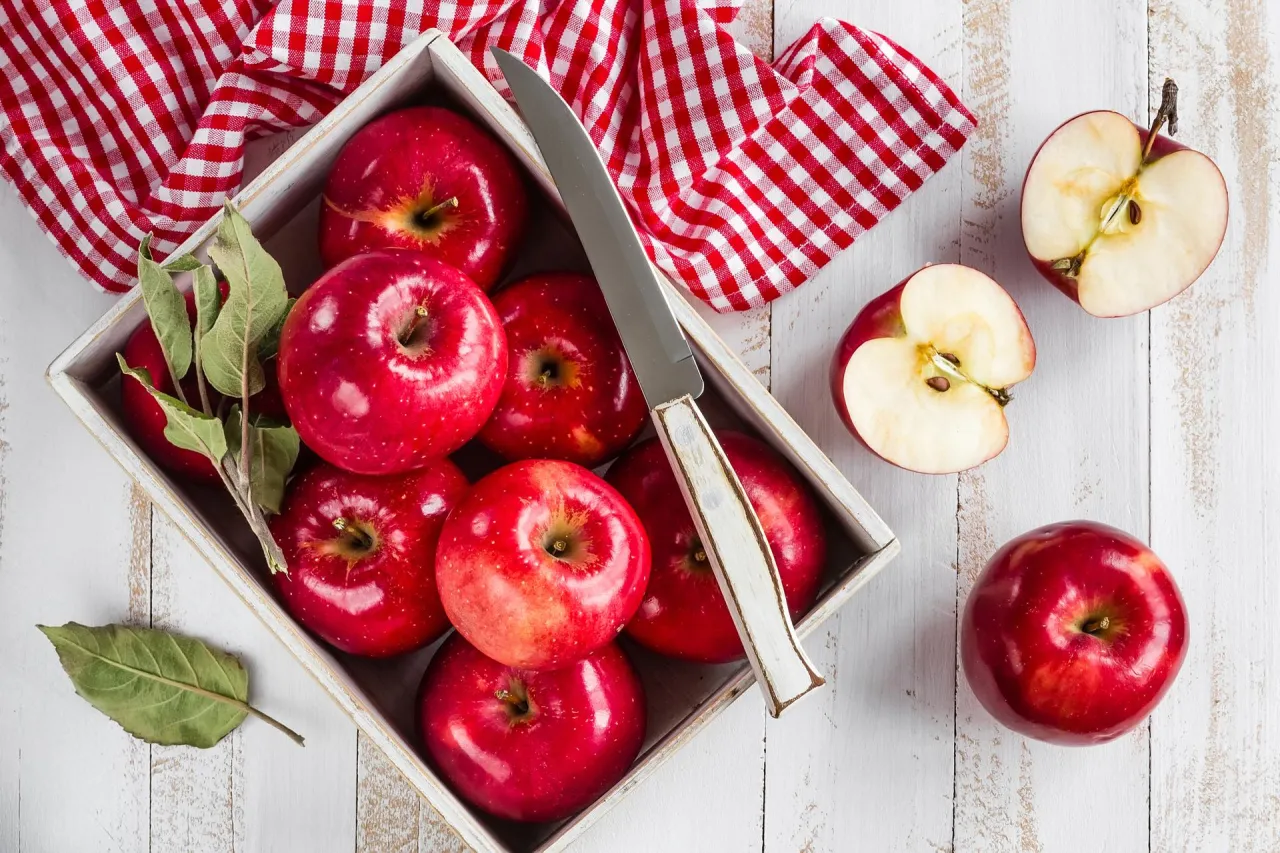Zdjęcie Bezpieczne owoce dla mamy karmiącej. Poznaj zdrowe i odżywcze produkty
