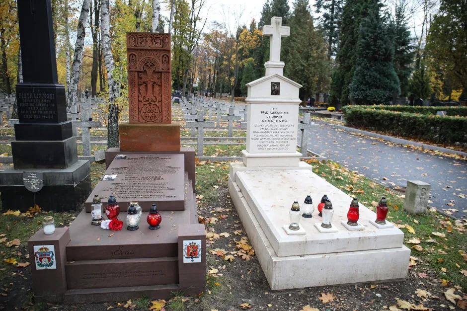 Zdjęcie Ile kosztuje pochówek na cmentarzu komunalnym? Sprawdź, jak uniknąć wysokich opłat
