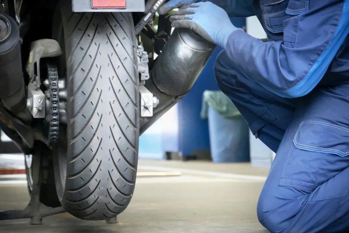 Zdjęcie Przegląd motoroweru co sprawdzają: kluczowe elementy do kontroli