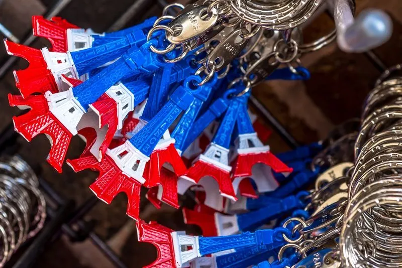 Zdjęcie Co przywieźć z Paryża? Najlepsze pamiątki, które zachwycą każdego