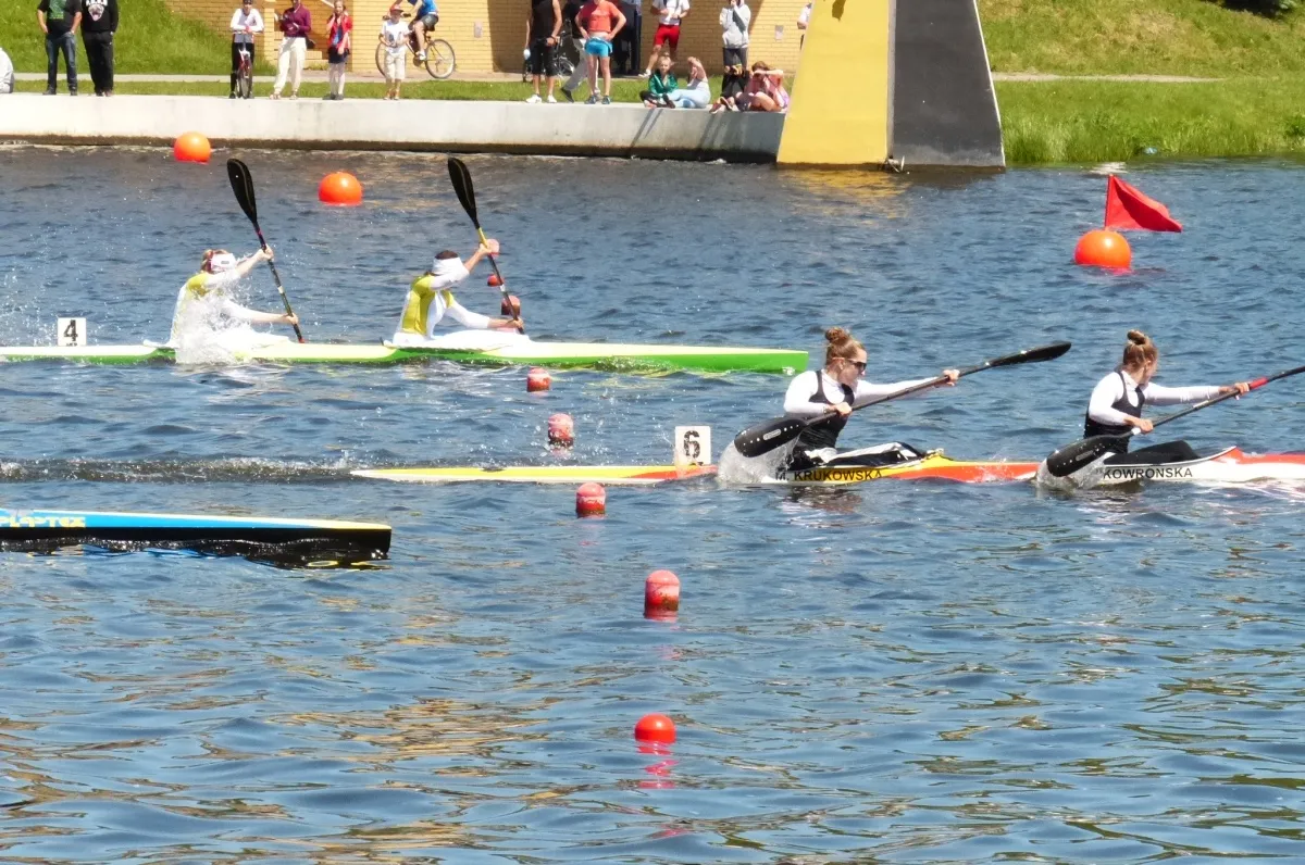 Zdjęcie Kajakarstwo C1: Historia, zasady i sekrety olimpijskich wyścigów
