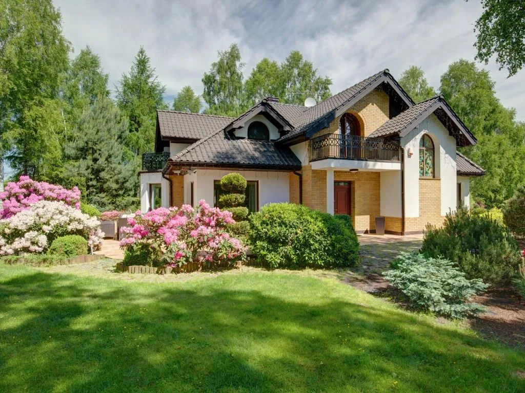 Zdjęcie Ile kosztuje metr mieszkania na wsi? Sprawdź ceny i różnice regionalne