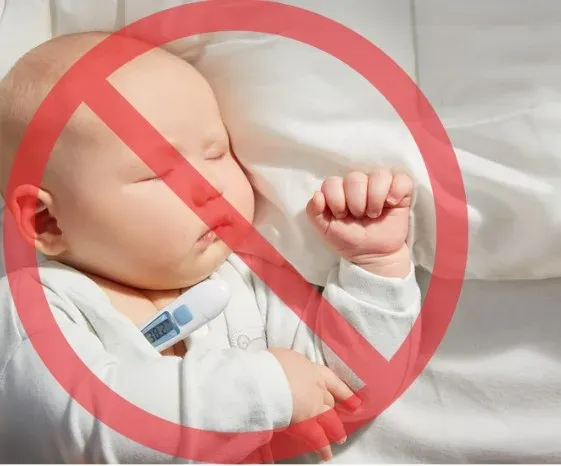Zdjęcie Od kiedy poduszka dla niemowlaka? Bezpieczne wprowadzenie do snu