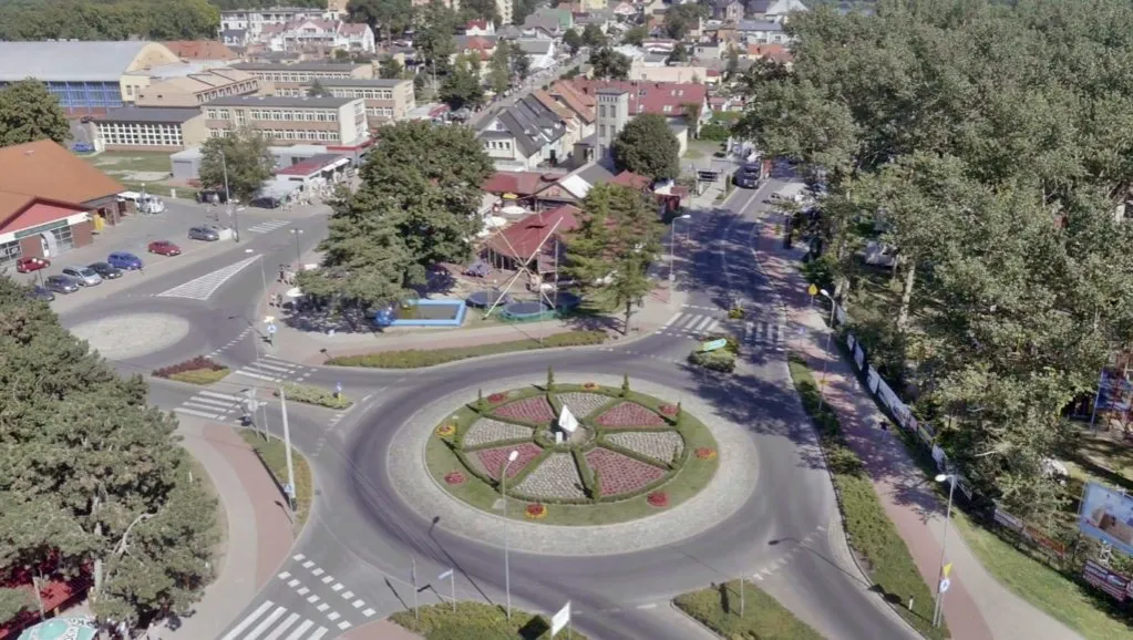 Zdjęcie Jak dojechać do Dziwnówka pociągiem i uniknąć problemów z transportem