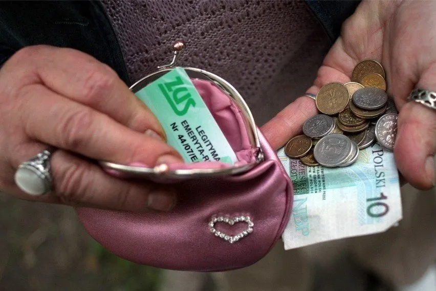 Zdjęcie Wypłata renty z góry czy z dołu – co musisz wiedzieć, aby uniknąć problemów