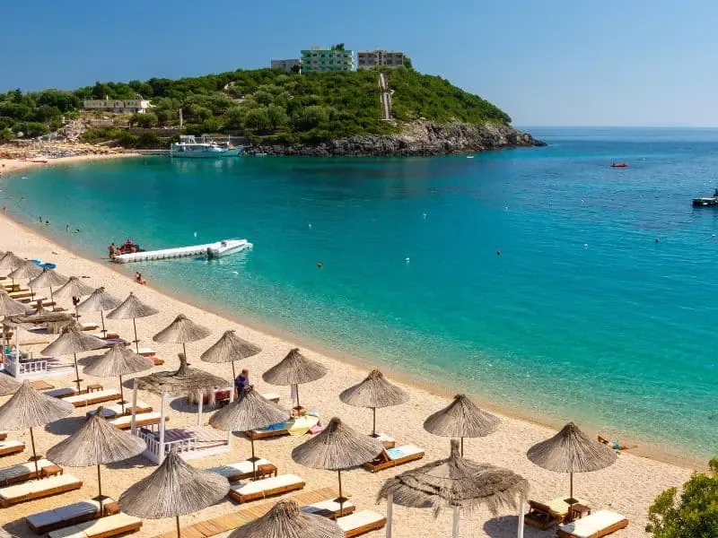 Zdjęcie Albania wakacje czy jest bezpiecznie? Oto prawda o bezpieczeństwie