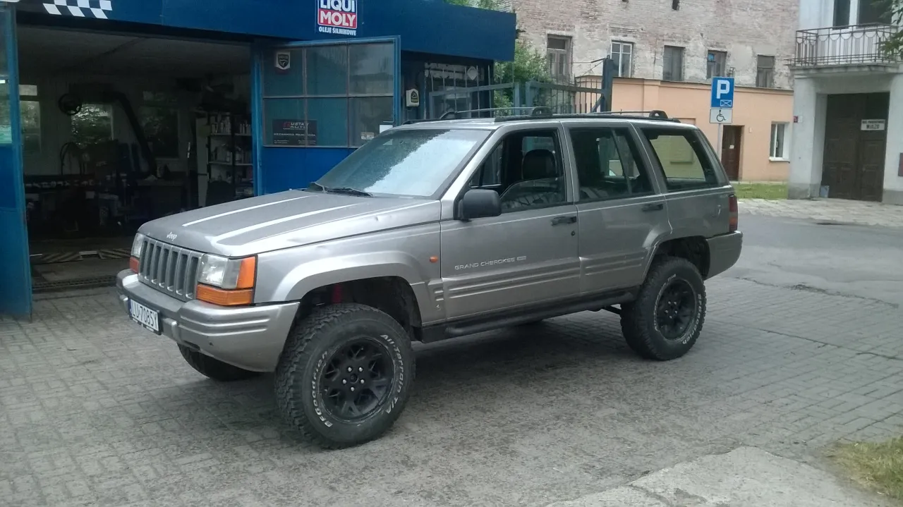 Zdjęcie Jakie opony wybrać do Jeep WJ po lift 2 cale, aby uniknąć problemów?