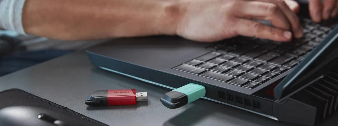 Zdjęcie Jak działa pendrive? Poznaj tajniki pamięci USB i jej funkcje