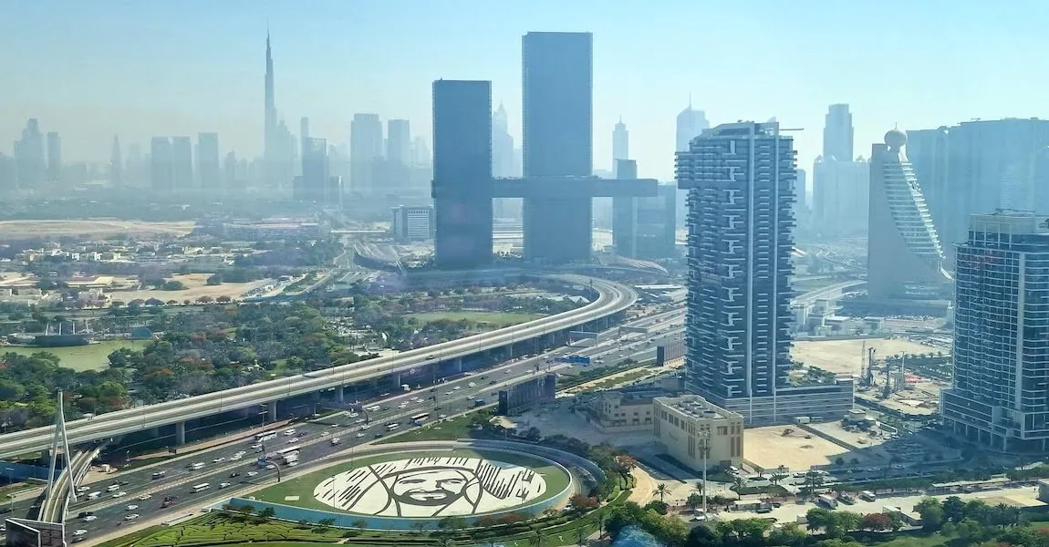 Zdjęcie Zjednoczone Emiraty Arabskie – czy naprawdę jest tam bezpiecznie?
