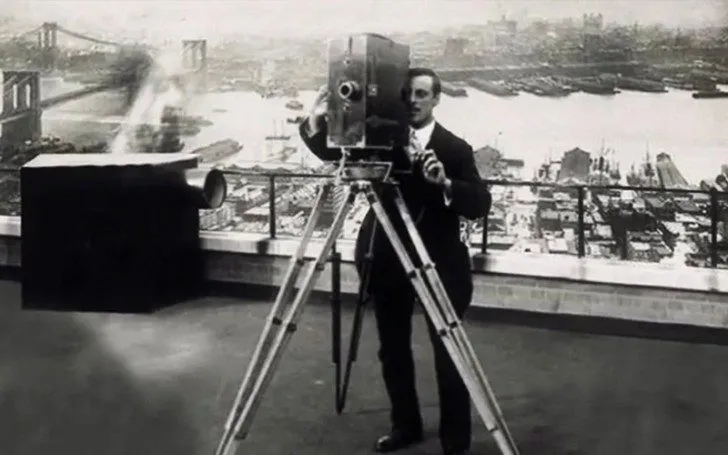 Zdjęcie Jak wyglądały pierwsze aparaty fotograficzne i ich niezwykłe cechy
