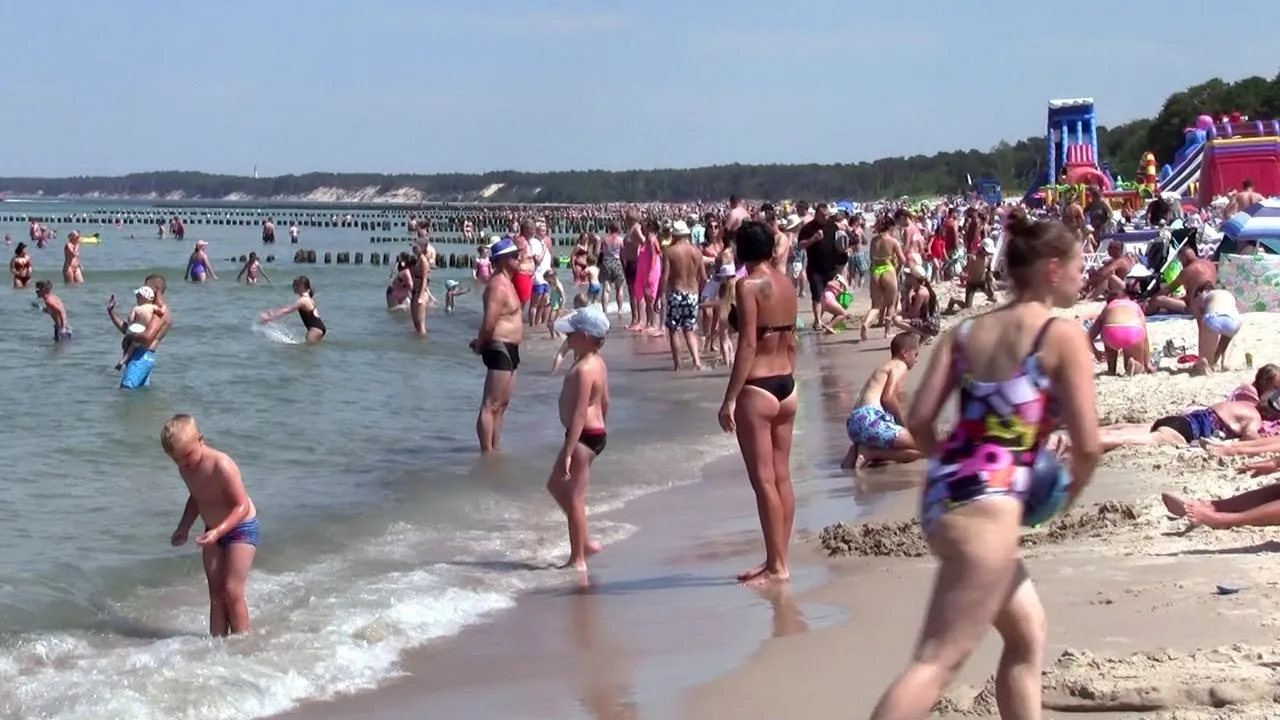 Zdjęcie Ustka plaża wschodnia czy zachodnia: która jest lepsza na wakacje?