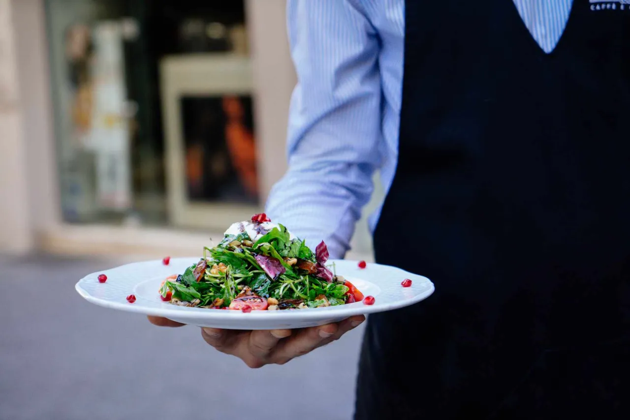 Zdjęcie Gdzie zjeść w Lesku? Odkryj najlepsze restauracje i smaki