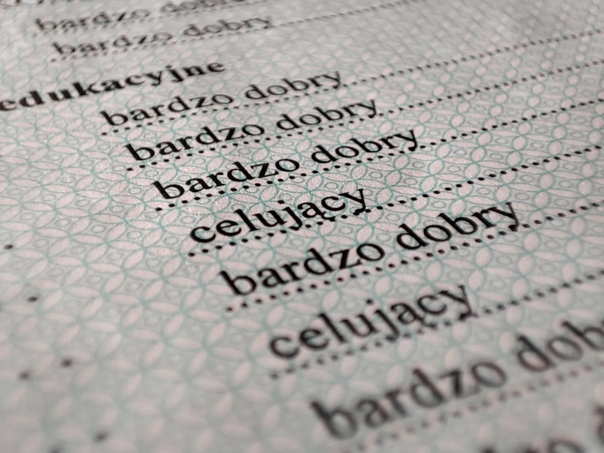 Zdjęcie Jak uzyskać odpis świadectwa ukończenia szkoły średniej bez problemów