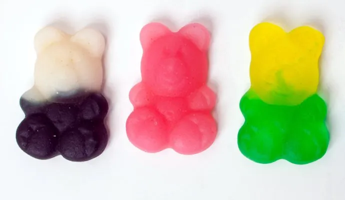 Zdjęcie Z czego są zrobione żelki Haribo? Odkryj ich składniki i właściwości