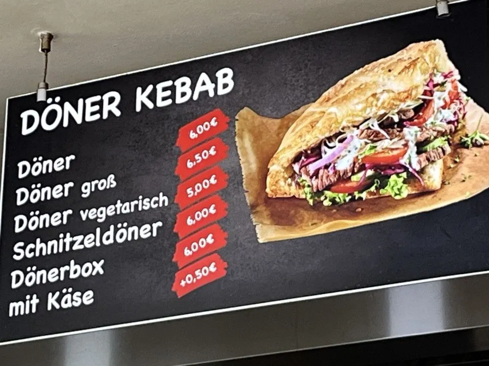 Zdjęcie Ile kosztuje kebab w Niemczech? Ceny, które zaskoczą każdego