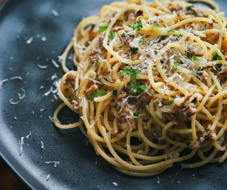 Zdjęcie Szybkie spaghetti z anchois: prosty przepis na pyszny obiad