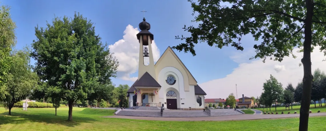Zdjęcie Sanktuarium Lipinki: historia, figura Matki Bożej i ważne wydarzenia