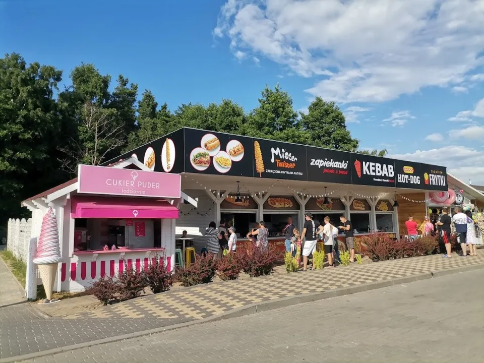 Zdjęcie Gdzie zjeść w Wiciu? Najlepsze miejsca na smaczne posiłki