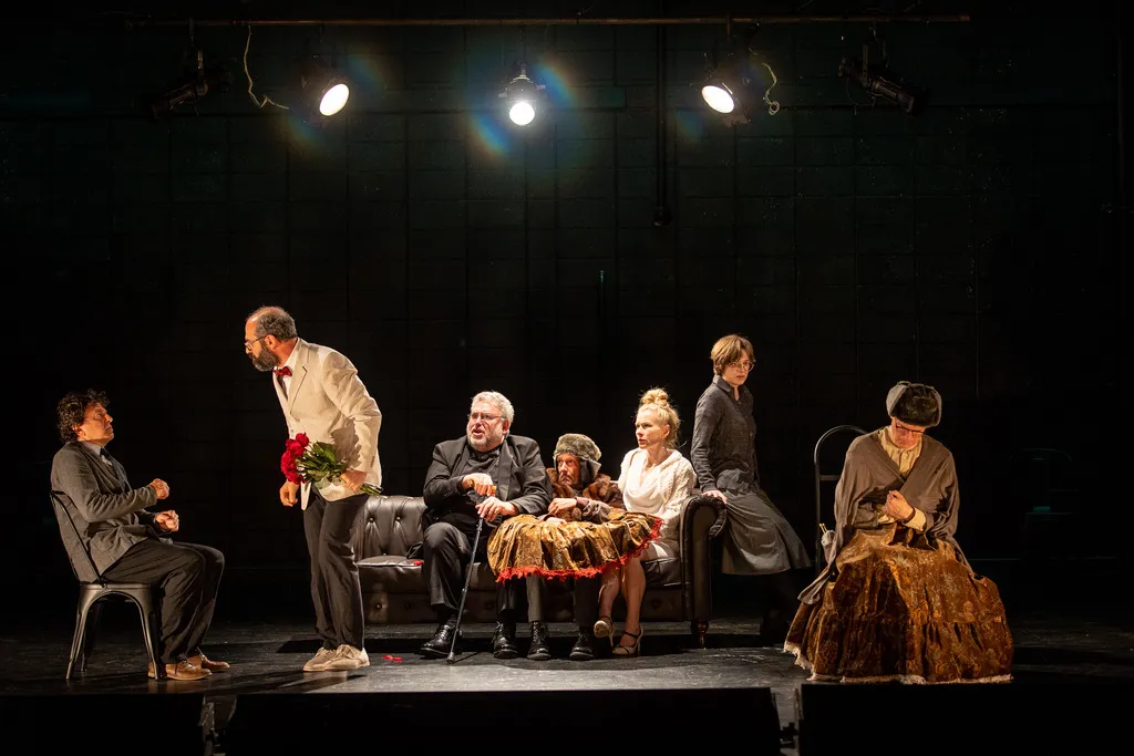 Zdjęcie Wujaszek Wania w Teatrze Ludowym - emocjonalna adaptacja klasyki
