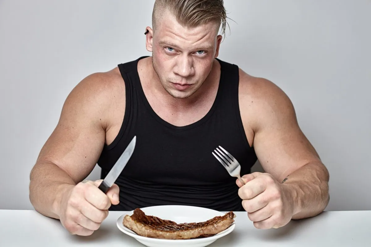 Zdjęcie Ile kalorii trzeba zjeść żeby przytyć 1 kg? Prosty sposób na masę