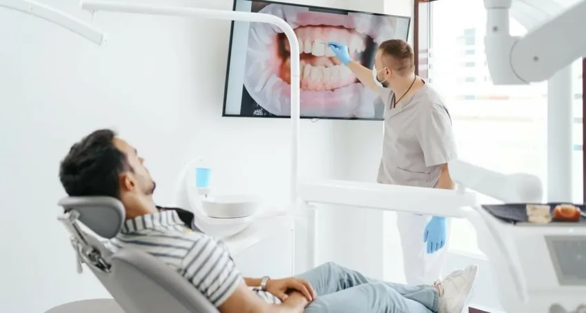 Zdjęcie Dentystą czy dentystom - jak poprawnie używać tych form?