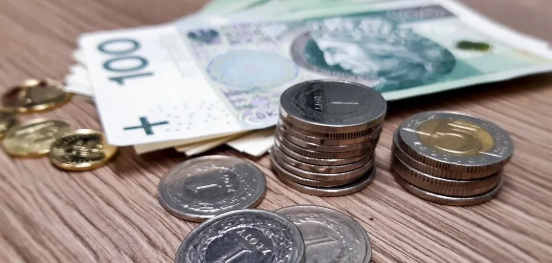 Zdjęcie Jaka waluta obowiązuje w Wielkiej Brytanii? Wszystko o funcie szterlingu i płatnościach