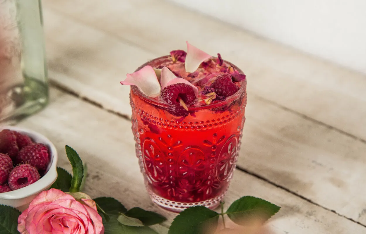 Zdjęcie Najlepsze drinki z sokiem malinowym i pomarańczowym na każdą okazję