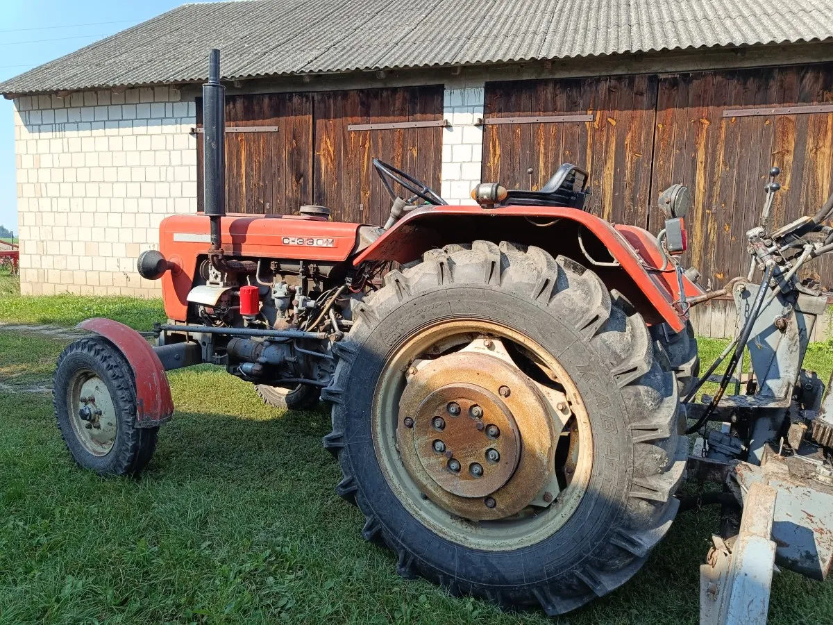 Zdjęcie Jakie ciśnienie w tylnych oponach C330 zapewni bezpieczeństwo?